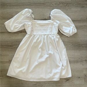 Elegant White puff sleeve Dress